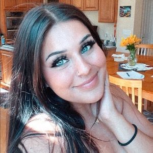 Meet your Posher, Kendall